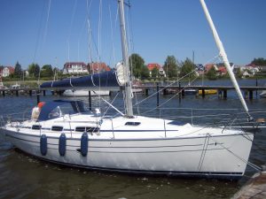 Vor anker Bavaria Yacht - Segelschule Frank Lochte