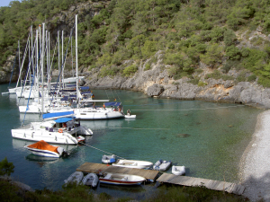 Segelschule Frank Lochte Yacht in der Bucht